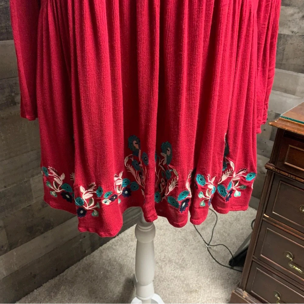 Altar’d State size small burgundy tunic dress would fit up. Bell sleeves - Picture 2 of 7
